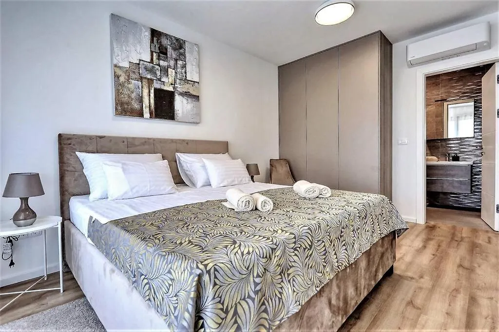 Villa Lela - Heated Pool, Sauna, Bbq, Activites Privlaka  Croatia